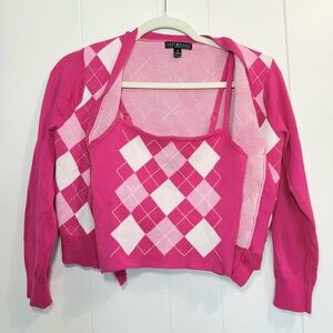 Y2K Pink Argyle Cropped Women's Sweater Set size Medium. Quarter length sleeves.